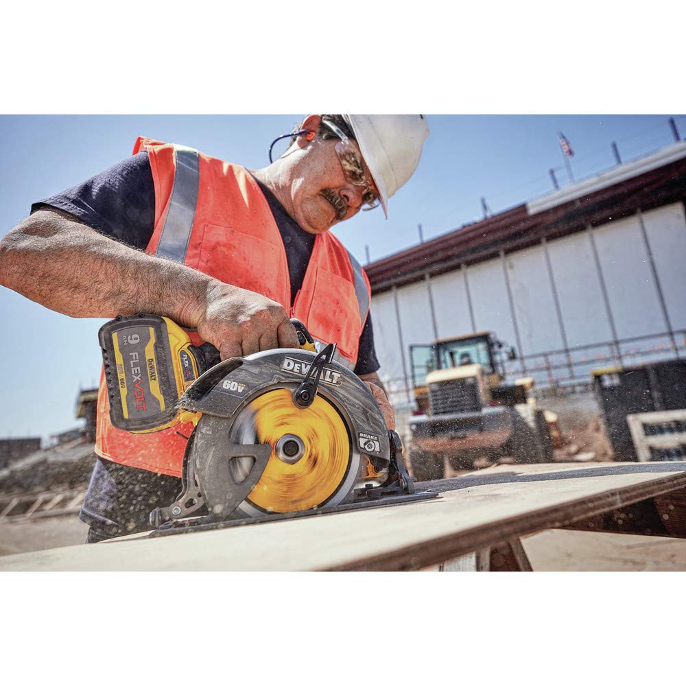 DEWALT FLEXVOLT 60V MAX 7-1/4-Inch Circular Saw Kit